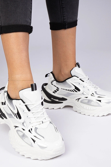 Biele sneakersy športové na masívnej podrážke Lirata