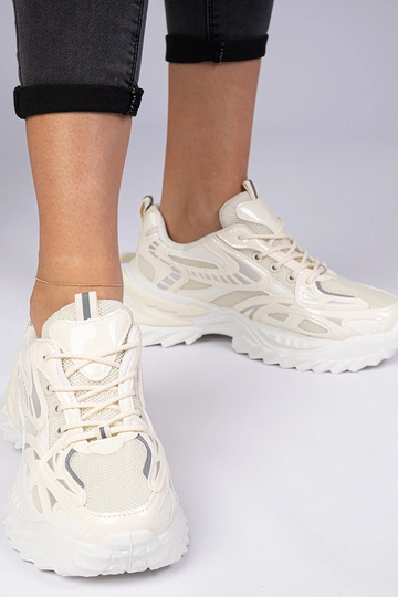 Béžové sneakersy športové na masívnej podrážke Lirata