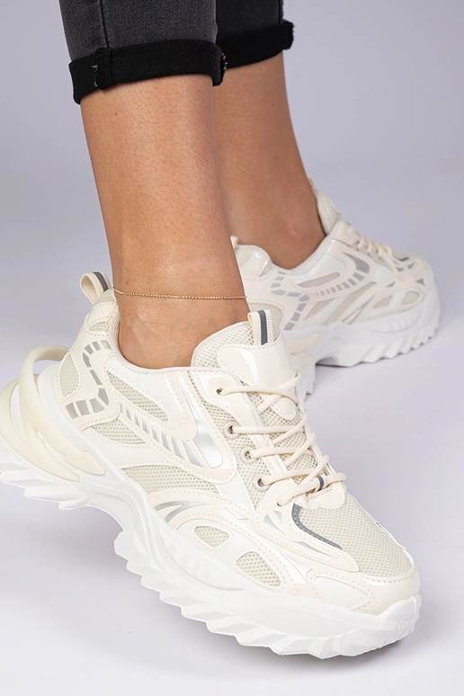 Béžové sneakersy športové na masívnej...