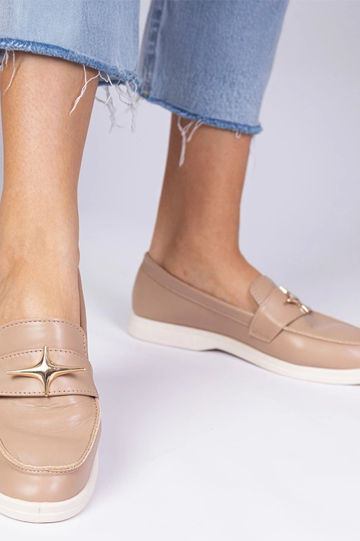 Tmavobéžové dámske mokasíny so zlatou...