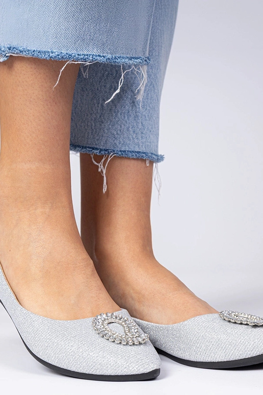 Strieborné dámske balerínky s...