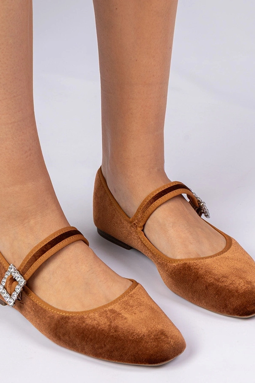 Hnedé dámske balerínky z velúru s... Hnedé dámske balerínky z velúru s...