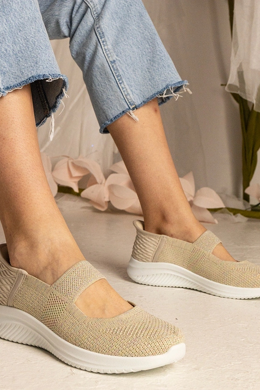 Béžové tenisky na štruktúrovanej...