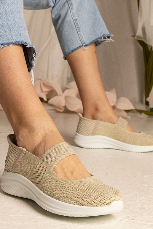 Béžové tenisky na štruktúrovanej...