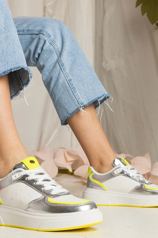 Strieborné dámske tenisky s neonovým...