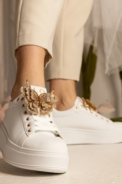 Biele tenisky s motýlikom a zirkónmi...