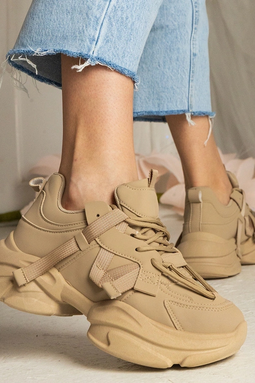 Hnedé dámske masívne športové tenisky...