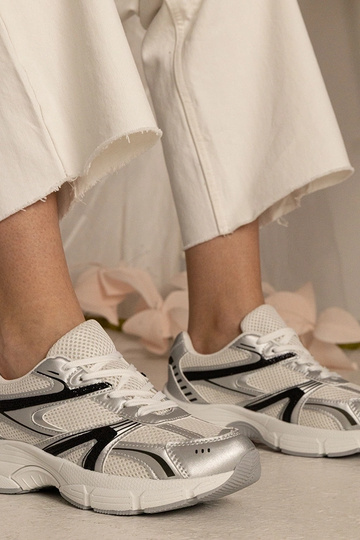 Strieborné dámske športové...