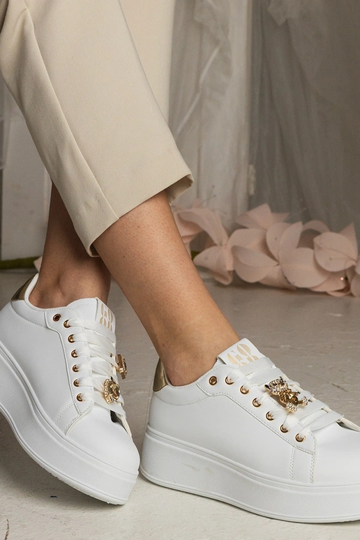 Bielo-zlaté dámske tenisky zdobené...