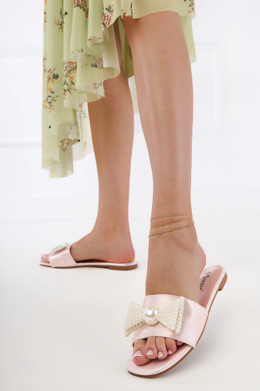 Pieskové saténové dámske papuče... Pieskové saténové dámske papuče...