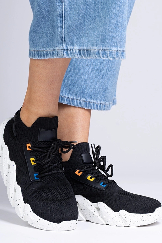 Čierne dámske športové topánky na...