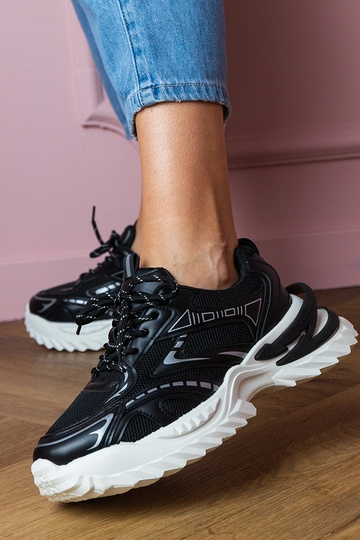 Čierne dámske tenisky na... 2