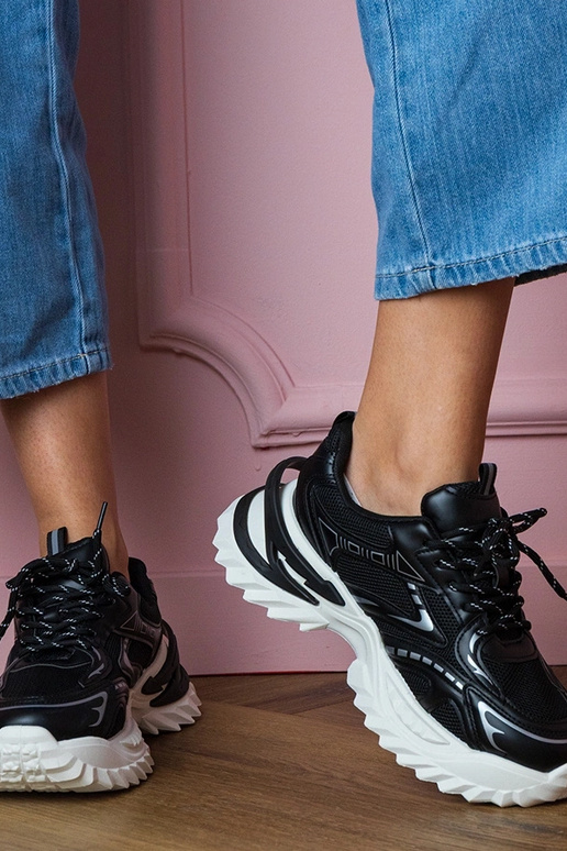 Čierne dámske tenisky na hrubej...