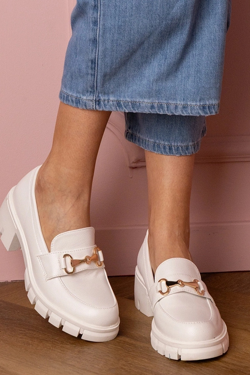 Biele dámske poltopánky na nízkom...