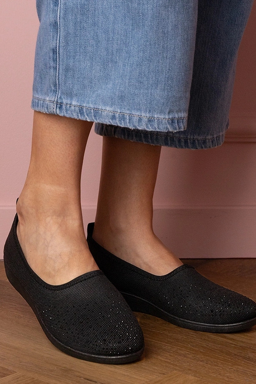 Čierne dámske športové sandále s...