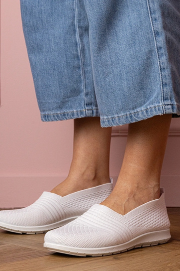 Biele dámske poltopánky Makana