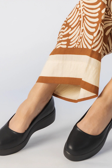 Čierne poltopánky na...