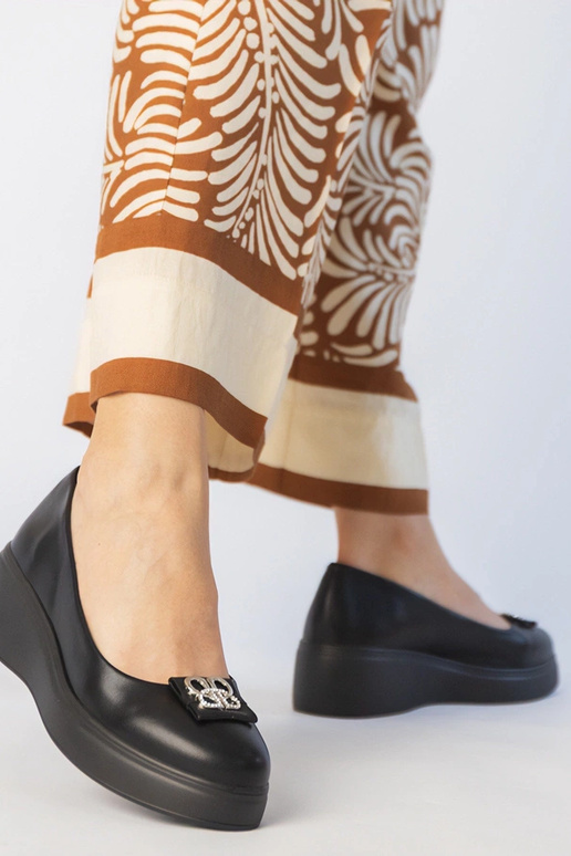 Čierne poltopánky na platforme s...