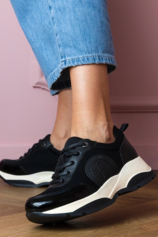 Čierne dámske športové topánky Wener