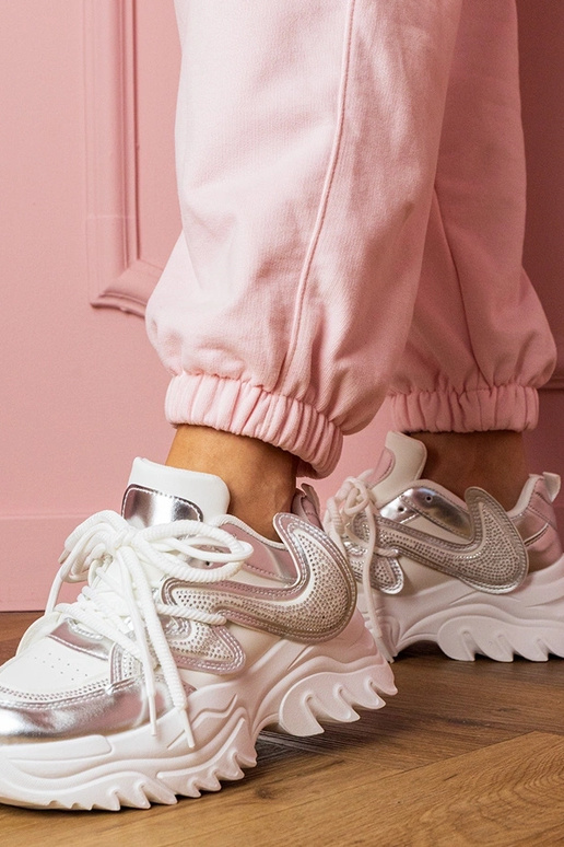 Biele dámske tenisky na hrubej... Biele dámske tenisky na hrubej...