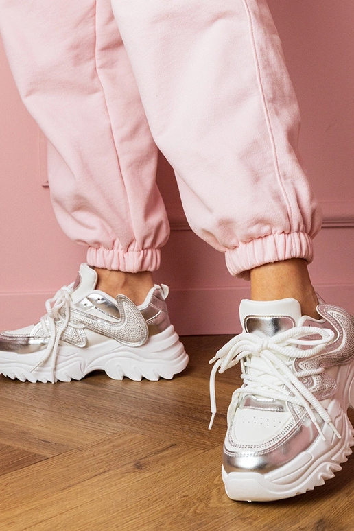 Biele dámske tenisky na hrubej... Biele dámske tenisky na hrubej...