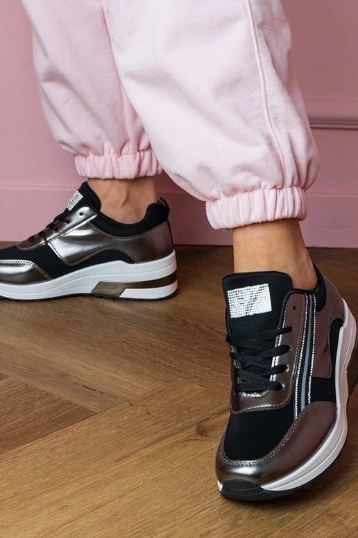 Čierne dámske tenisky s kryštálmi a... Čierne dámske tenisky s kryštálmi a...