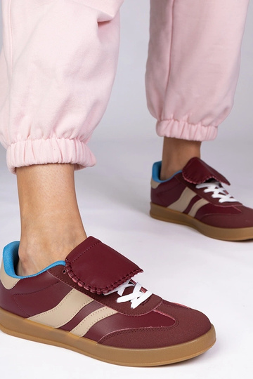 Čerešňové športové dámske...