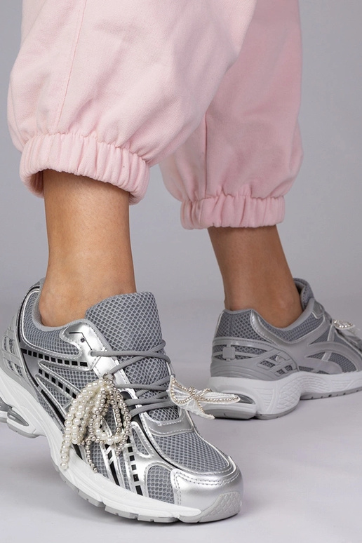Strieborné športové topánky s...