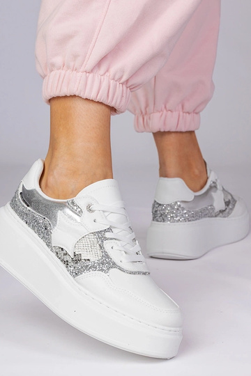 Biele športové topánky s... 2