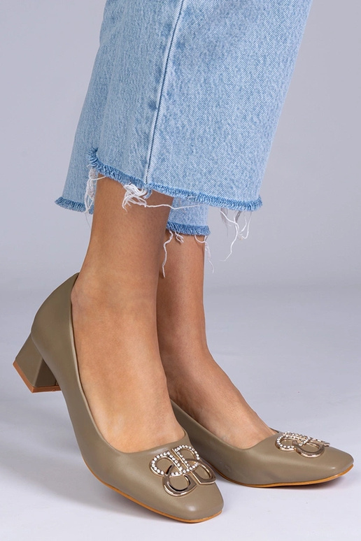 Zelené vysoké podpätky na nízkom...