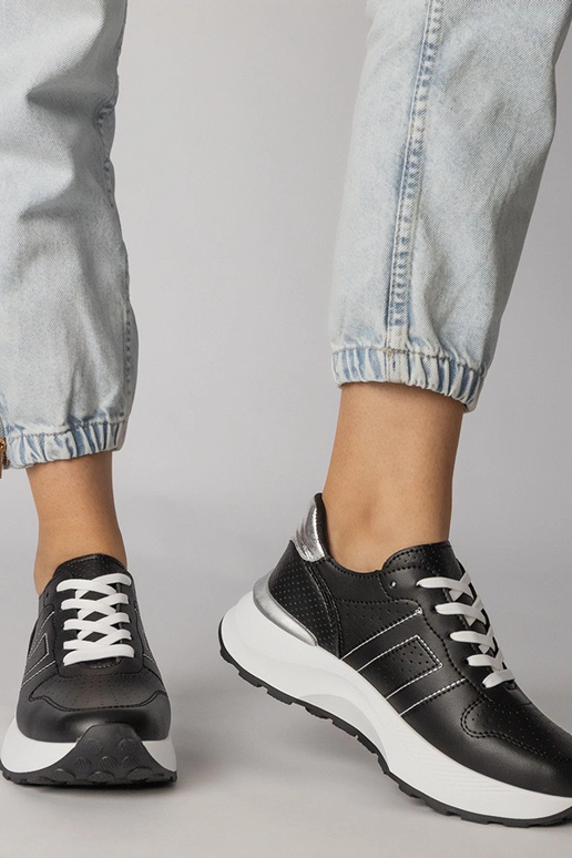 Čierne športové topánky so...