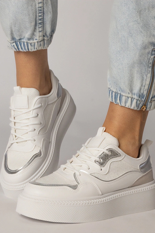 Biele športové topánky s textilným...