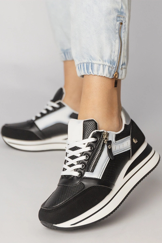 Čierne športové topánky so zipsom,...