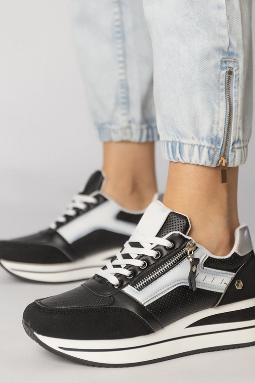 Čierne športové topánky so zipsom,...