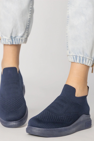 Tmavomodré nazúvacie...