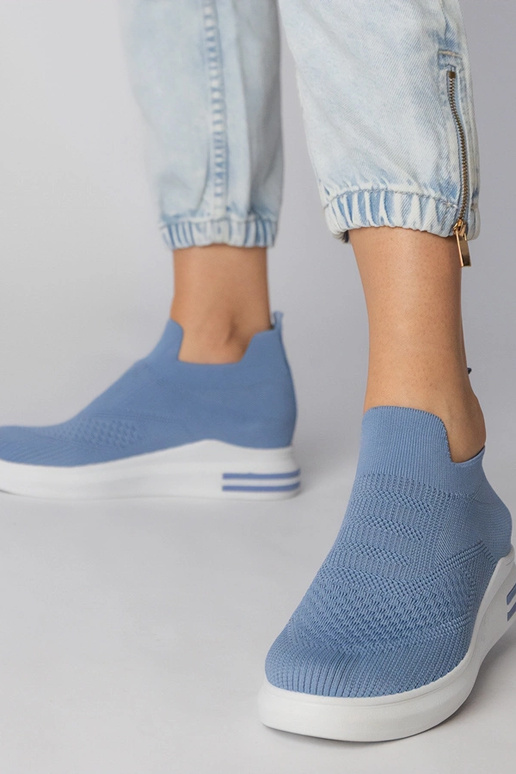 Modré nazúvacie topánky, „Merinsa"