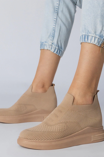 Hnedé nazúvacie topánky,...