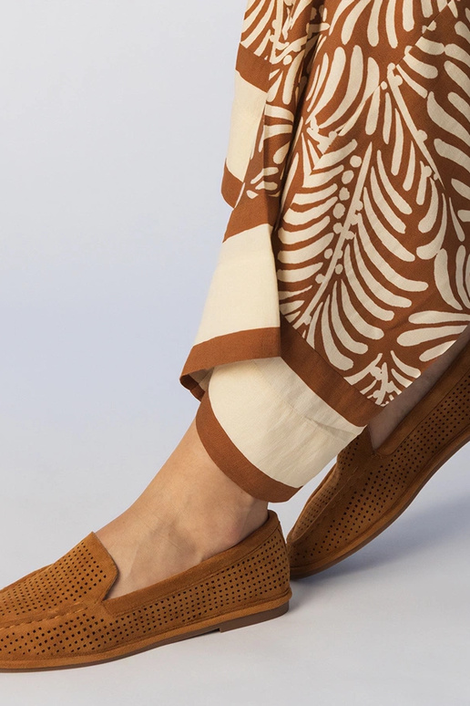 Čierne perforované mokasíny z umelej...