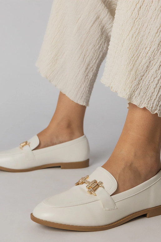 Biele mokasíny so zirkónovými...