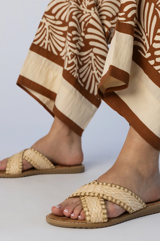 Pieskové dámske pletené šľapky,... Pieskové dámske pletené šľapky,...