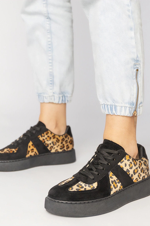 Čierne dámske športové topánky s...