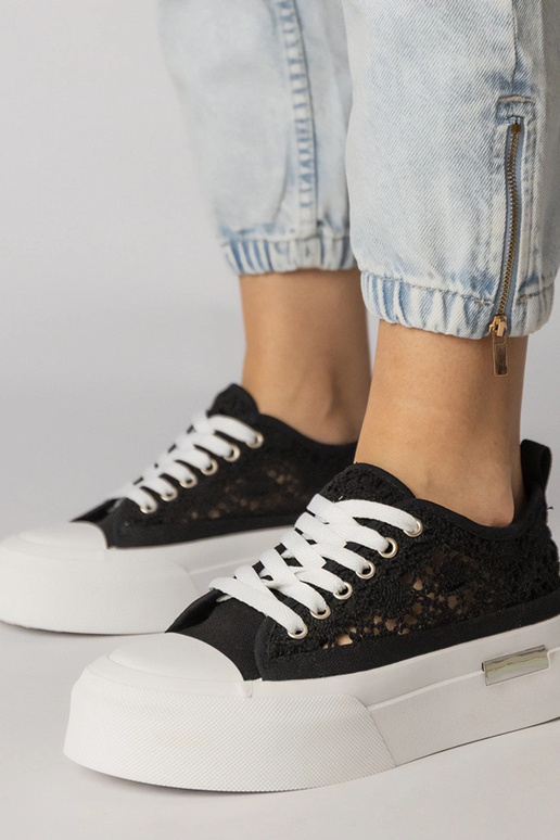 Čierne priedušné dámske športové...