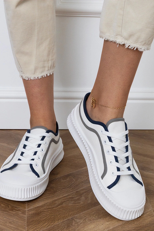 Biele dámske topánky na platforme,...