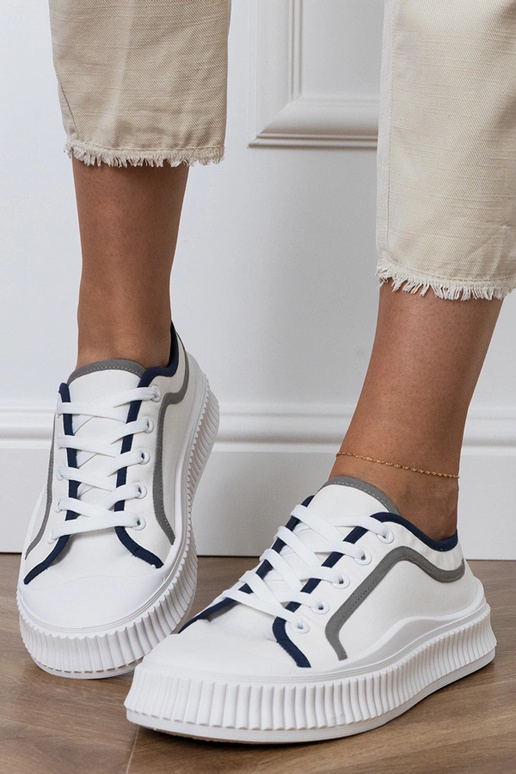 Biele dámske topánky na platforme,...