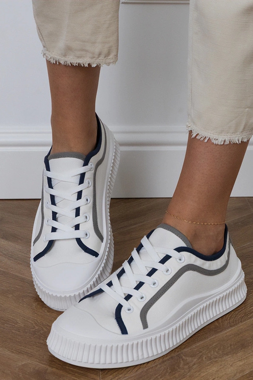 Biele dámske topánky na platforme,...