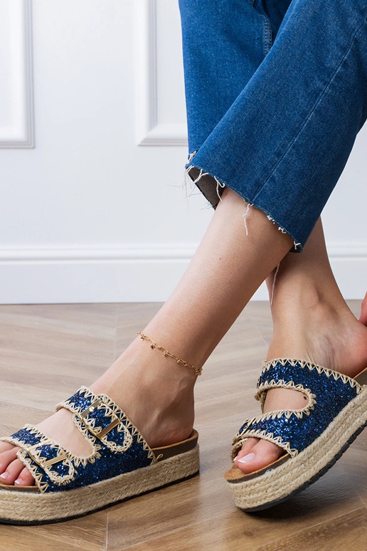 Tmavomodré espadrilky so trblietkami... Tmavomodré espadrilky so trblietkami...