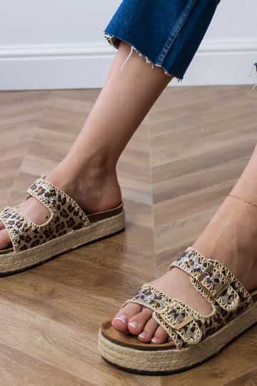 Leopardie vzorované lesklé espadrilky so sponami Induri 2