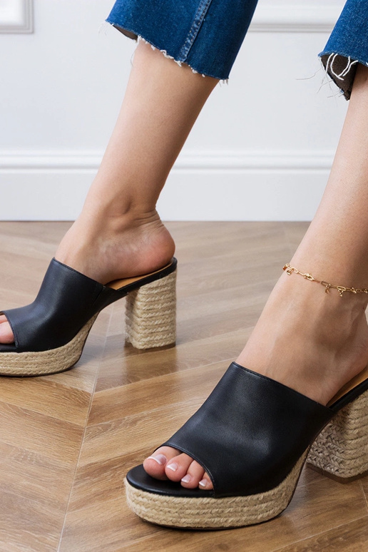 Čierne espadrilky na podpätku Grande