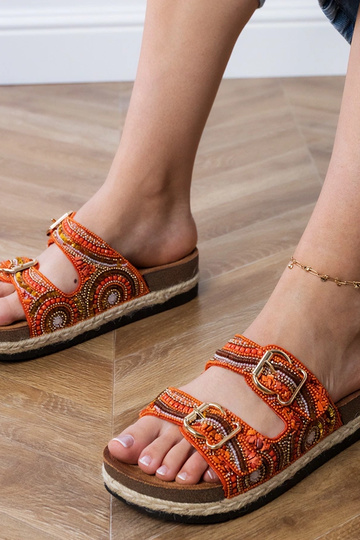 Oranžové etnické šľapky s prackami na remienkoch, „Zebrina"