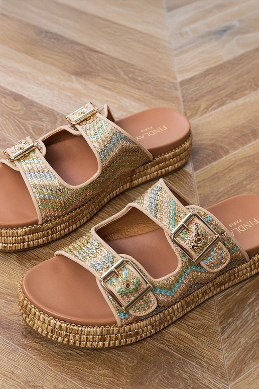 Zlaté šľapky s prackami na...